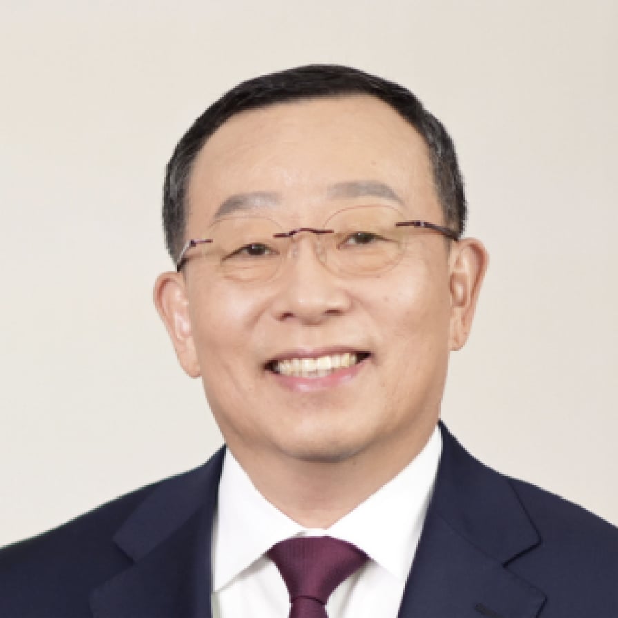 Sung Hwan Cho